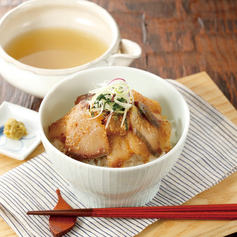 ブリの味噌スープ茶漬け